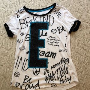 Size 16/18 girls Justice shirt